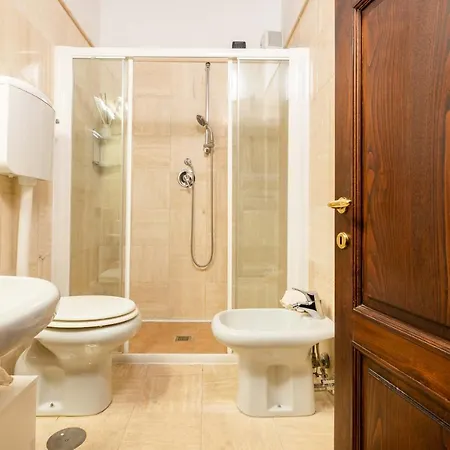 Trevi Fountain Square View Luxury Apartment Apartment Rome